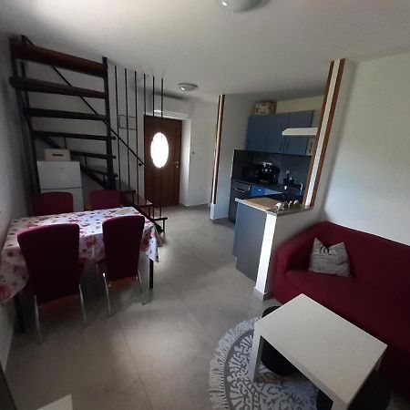 Apartman Sunset Пломин Екстериор снимка