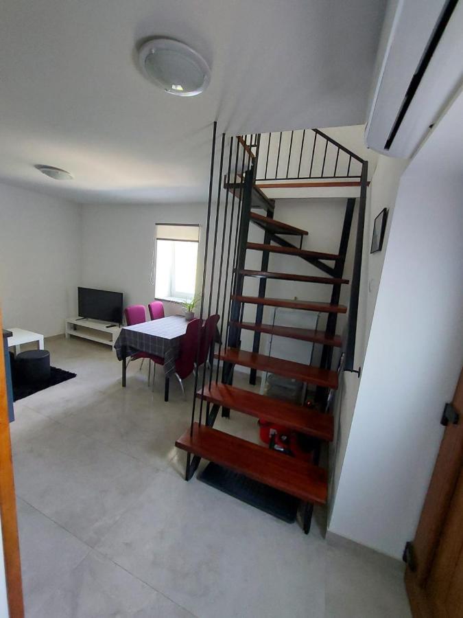 Apartman Sunset Пломин Екстериор снимка