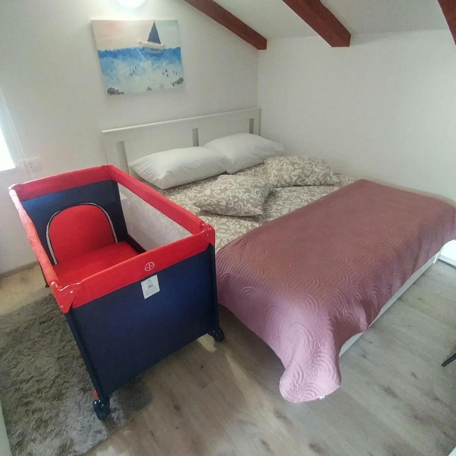 Apartman Sunset Пломин Екстериор снимка
