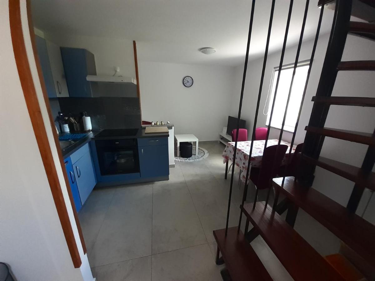 Apartman Sunset Пломин Екстериор снимка