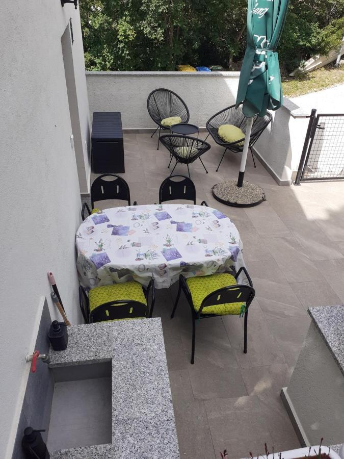 Apartman Sunset Пломин Екстериор снимка